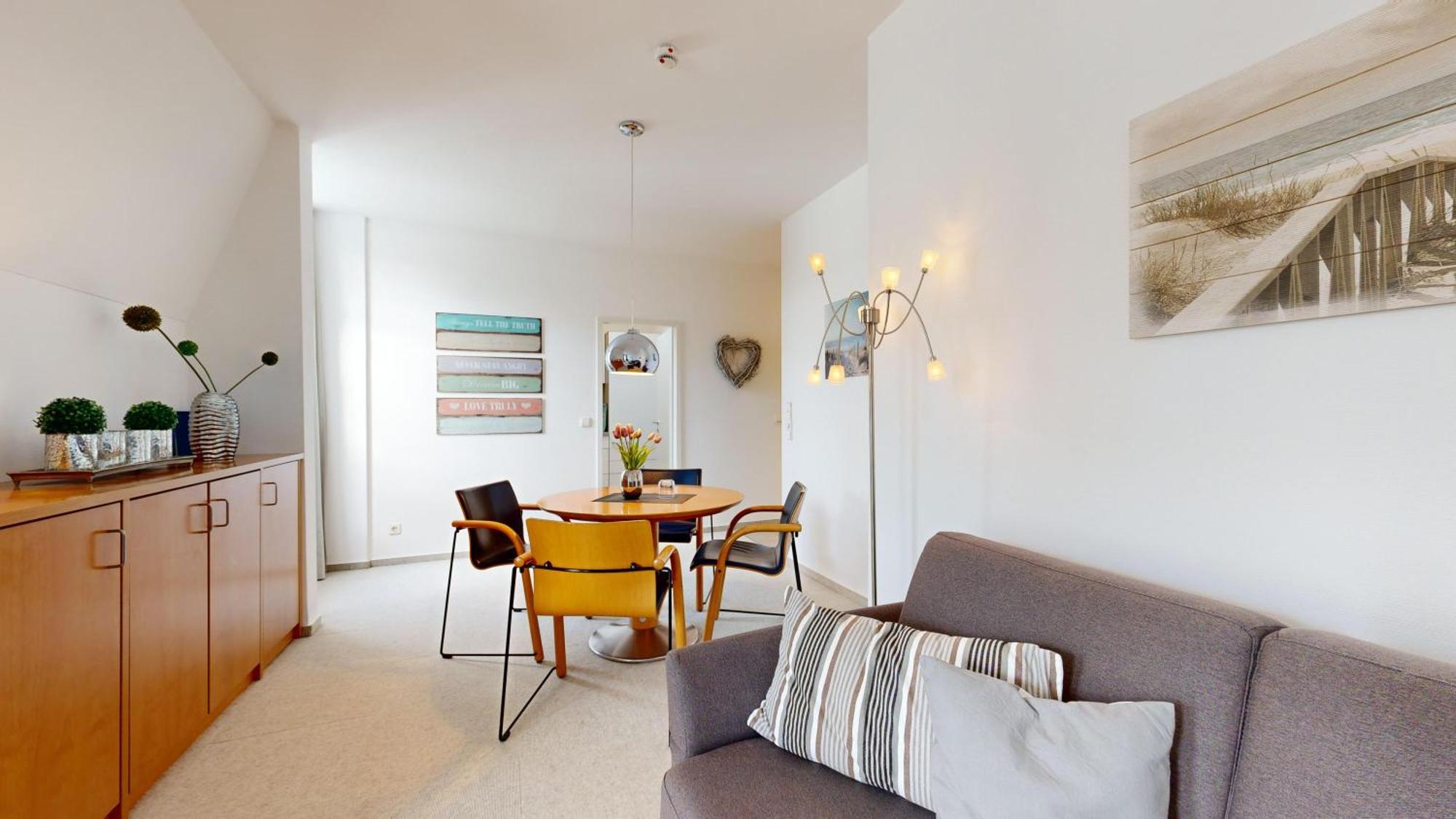 Strandnahe Mit Schwimmbad Im Haus, Liebeskind 80, Apartment *